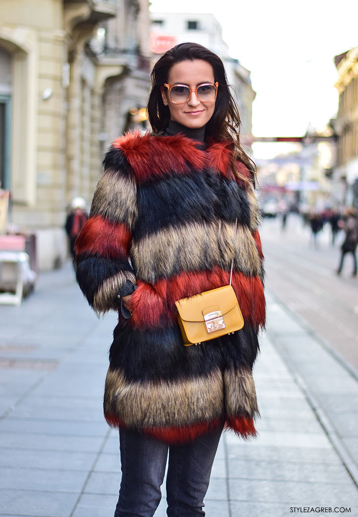 Zagreb street style moda Ilica siječanj 2016; kako kombinirati šarenu bundicu, traperice, tenisice i retro naočale, pravnica Petra Arsenali Instagram