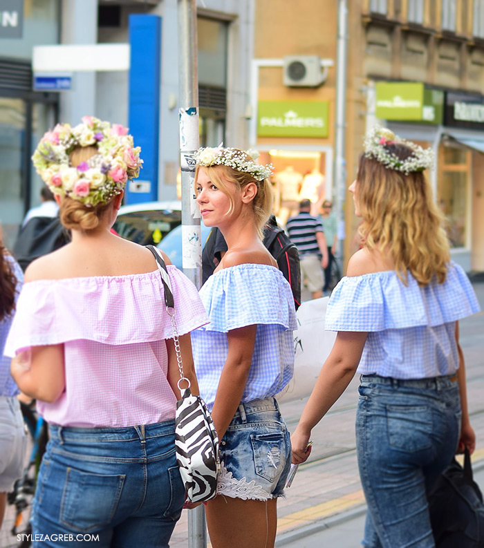 Street style Zagreb ljeto, djevojke u topićima off the shoulder gola ramena i cvjetni vjenčići, Tamara Pešić, Marta Pešić, Iva Pešić, Mirjana Zrno, instagram