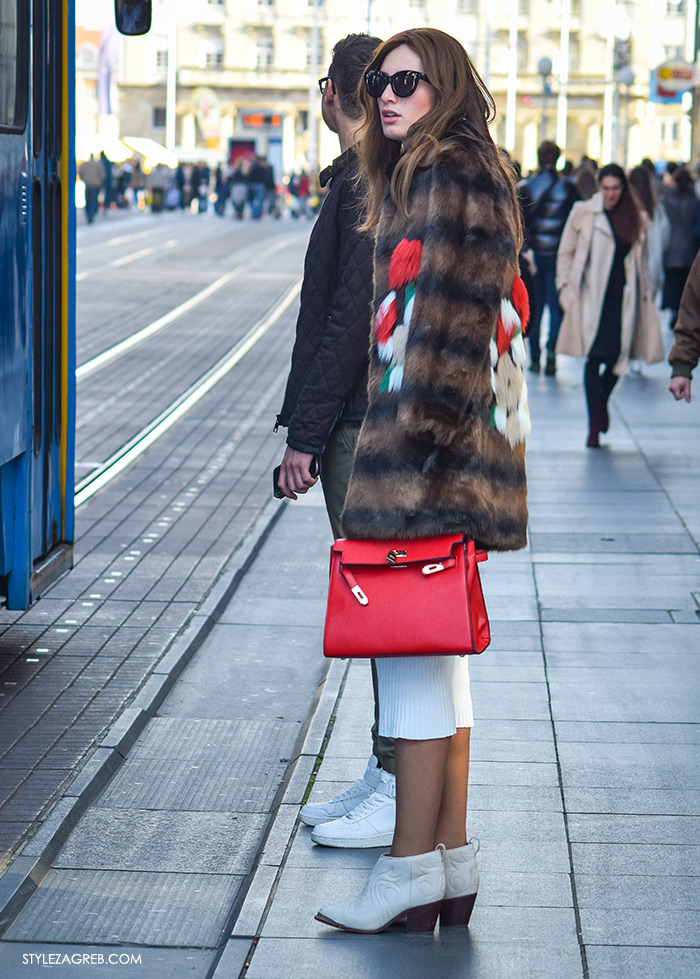 Bundice street style Zagreb ženska moda zima 2017, new faux fur coats and how fashion blogger wear them, stylish womens fashion, winter fashion 2017, Bundice: Kakvi modeli i krojevi se nose u Zagrebu, bundice od umjetnog krzna, roza crna zelena bundica vintage look kako kombinirati