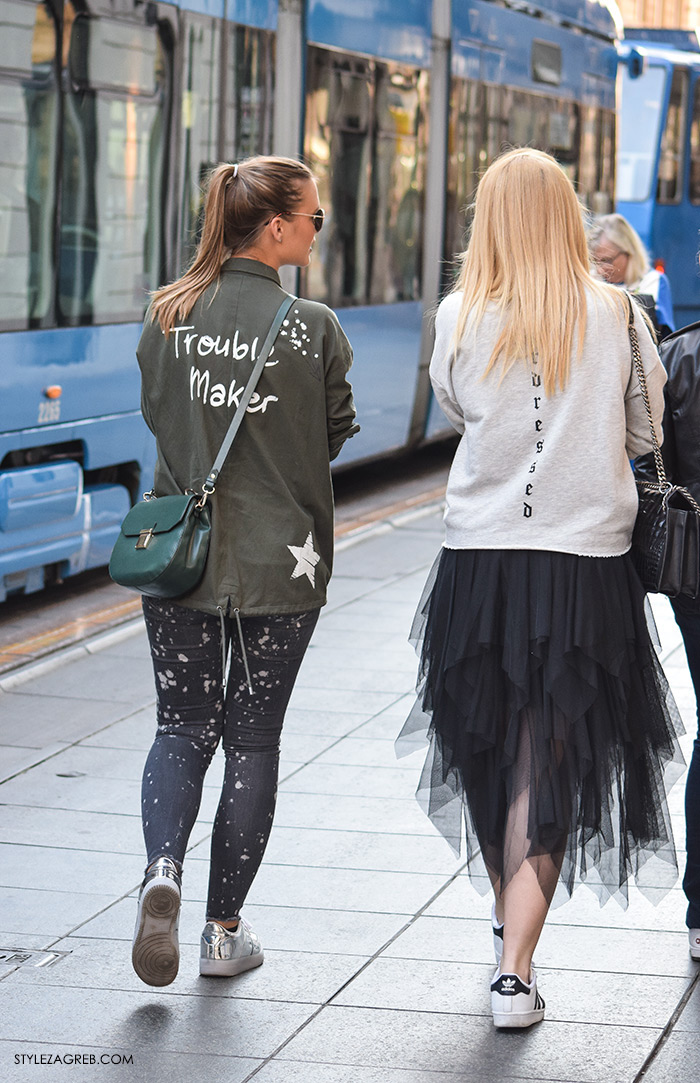 street style Zagreb ulična moda jesen zima 2016 kombinacija vojnička jakna Trouble Maker i srebrbe tenisice, Til suknja i sivi sweatshirt make up trikovi Jelena Peric Instagram