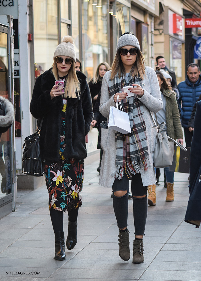 Matea Begović Instagram Mirela Boljat Street style Zagreb: ulična moda druga adventska subota šica Advent u Zagrebu, 3.12.2016. kakvi outfiti se nose zimska ženska moda zimske pletene kape s coflekom, dugi karirani šal oversized check scarf