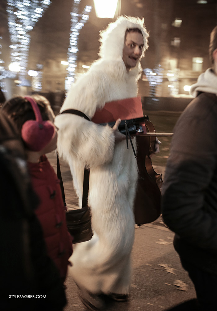 white fur Advent in Zagreb, kids play