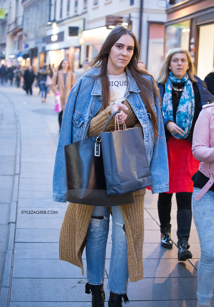 Traper jakna: važan stilski igrač za proljeće! Street style Zagreb kako nositi traper jakna trend ženska moda proljeće