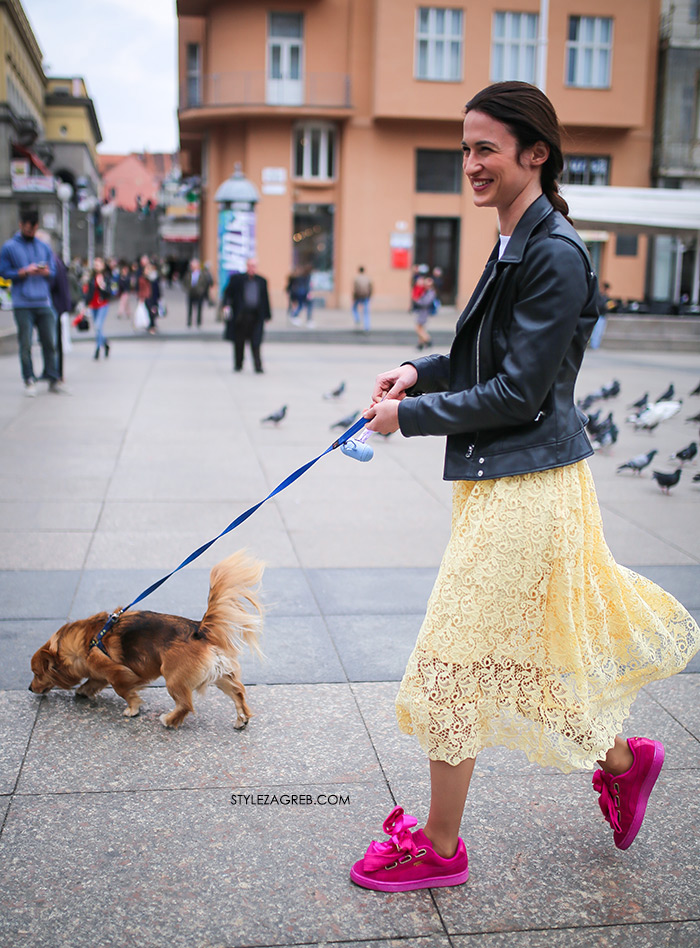 Žuta čipkasta suknja, nabrana u struku, midi duljine, Style Zagreb moda zagreb špica danas Mate Mikić Instagram
