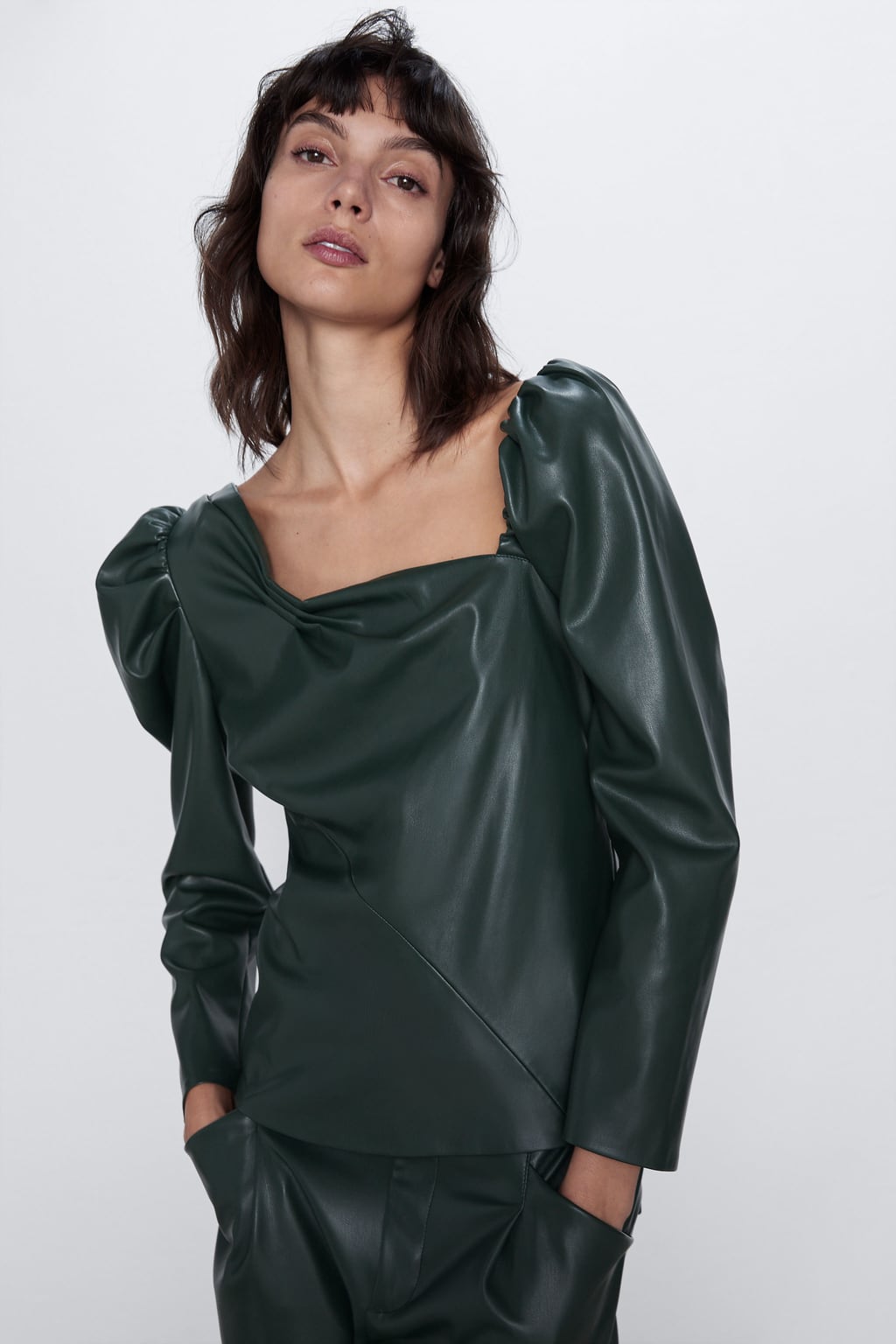 zenska moda 2020 kožne haljine 20 zanimljivih oversized košulja Asos H&M Zara Stradivarius Mango