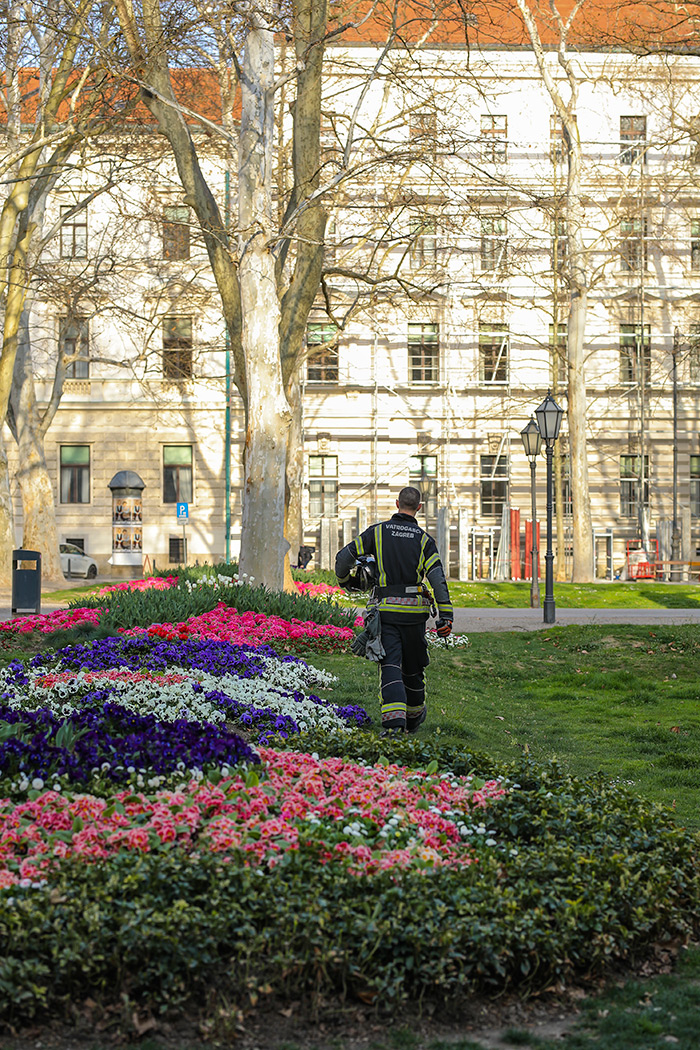 koronavirus potres Zagreb fotke fotografije nakon potresa zagrebački vatrogasci