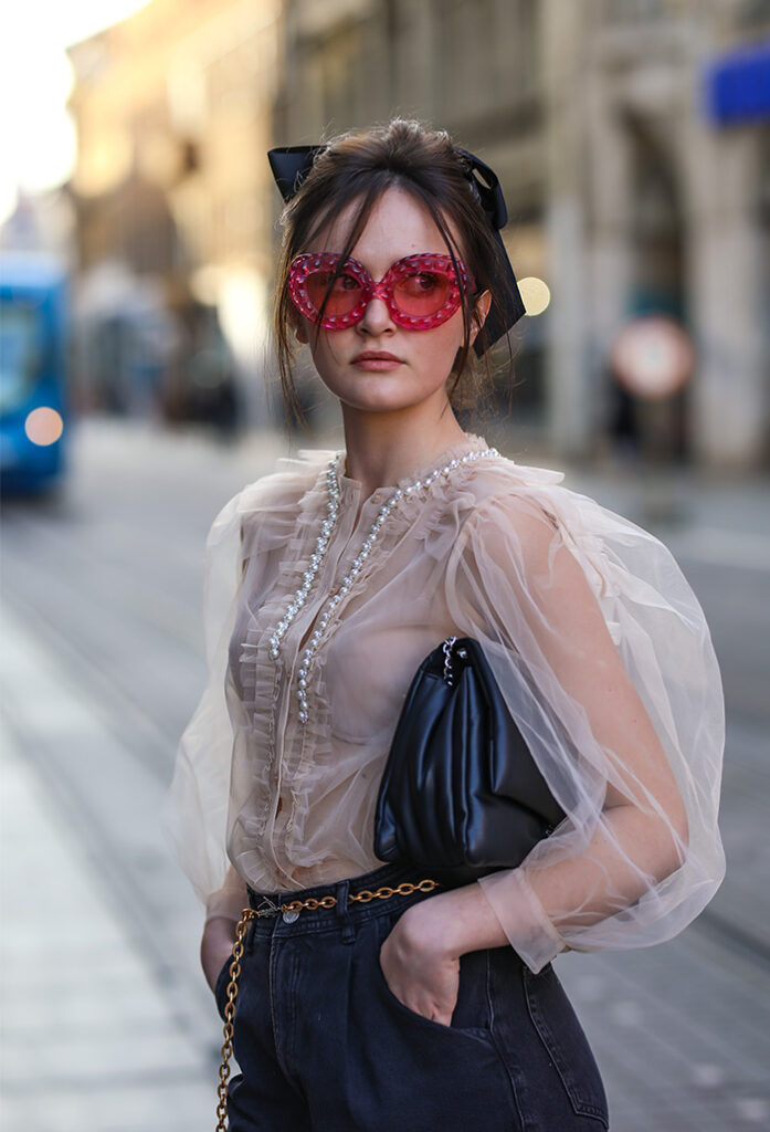 Kreacije Simone Rocha x H&M street style moda na ulicama Zagreba. Isprobali smo, pogledajte! Foto: Ana Josipović i Slavica Josipović, dubrovačke studentice Brigita Siništaj i Magdalena Filipović Srhoj